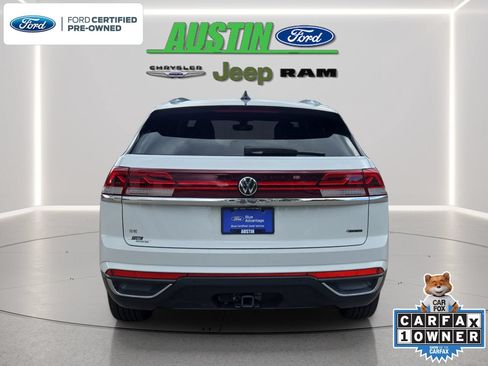 Used 2024 Volkswagen Atlas Cross Sport SE AWD/4WD image 4