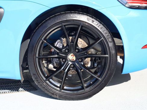 Certified 2025 Porsche 718 Boxster w/ Premium Package image 26