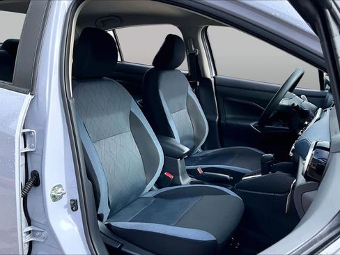 Certified 2025 Nissan Versa SV w/ Trunk Package FWD image 9