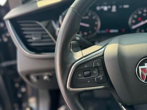 Used 2021 Buick Envision Avenir w/ Technology Package II image 17