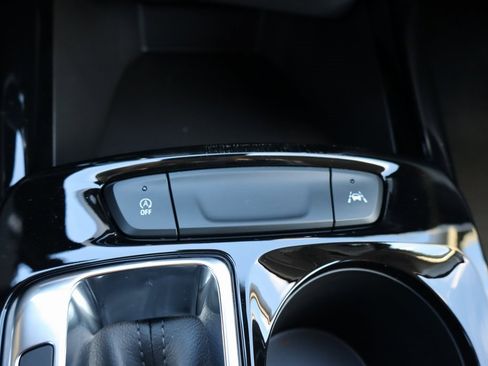 New 2026 Chevrolet Trax LT image 7