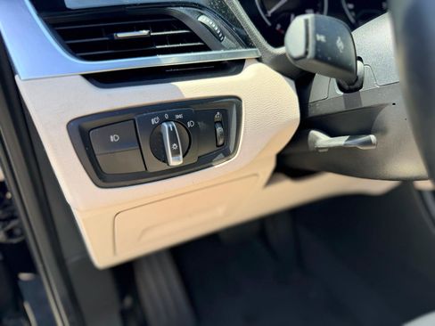 Used 2018 BMW X1 sDrive28i FWD image 13