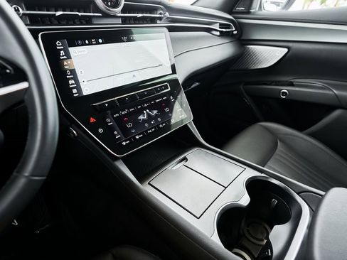 Used 2023 Maserati Grecale GT image 50