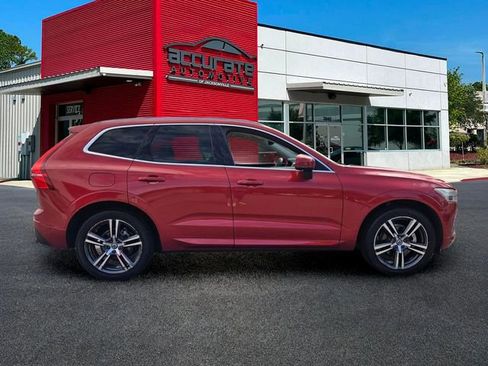 Used 2019 Volvo XC60 T5 Momentum w/ Premium Package FWD image 6