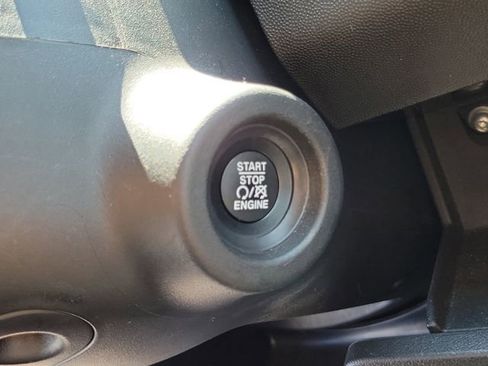 Used 2025 RAM ProMaster 2500 image 27