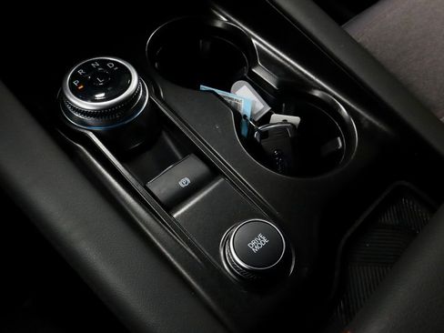 Certified 2025 Ford Explorer Active AWD/4WD image 30
