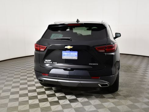 Used 2024 Chevrolet Blazer Premier AWD/4WD image 7