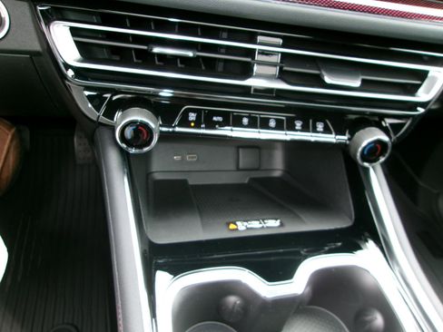 New 2026 Chevrolet Traverse Z71 AWD/4WD image 18