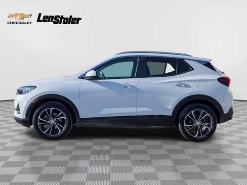 Used 2021 Buick Encore GX Select w/ Advanced Technology Package image 2