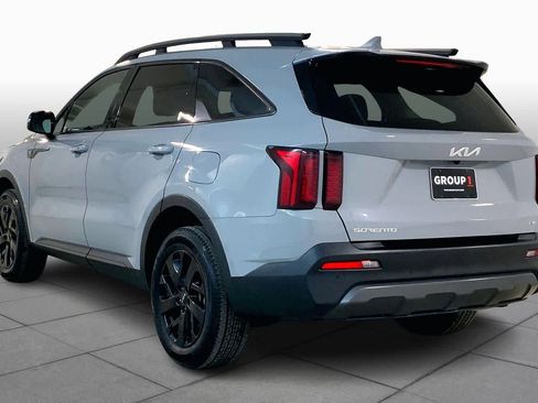 Used 2023 Kia Sorento S w/ Panoramic Sunroof Package image 12