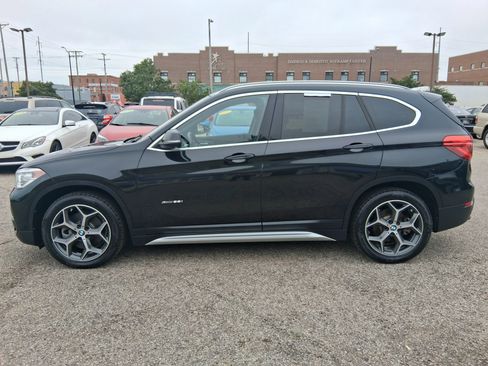 Used 2017 BMW X1 xDrive28i AWD/4WD image 3