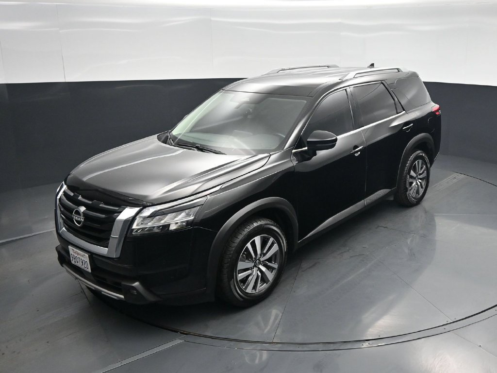 Used 2022 Nissan Pathfinder SL AWD/4WD image 40