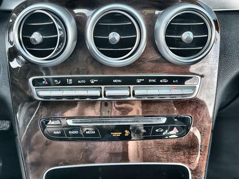 Used 2018 Mercedes-Benz GLC 300 image 18