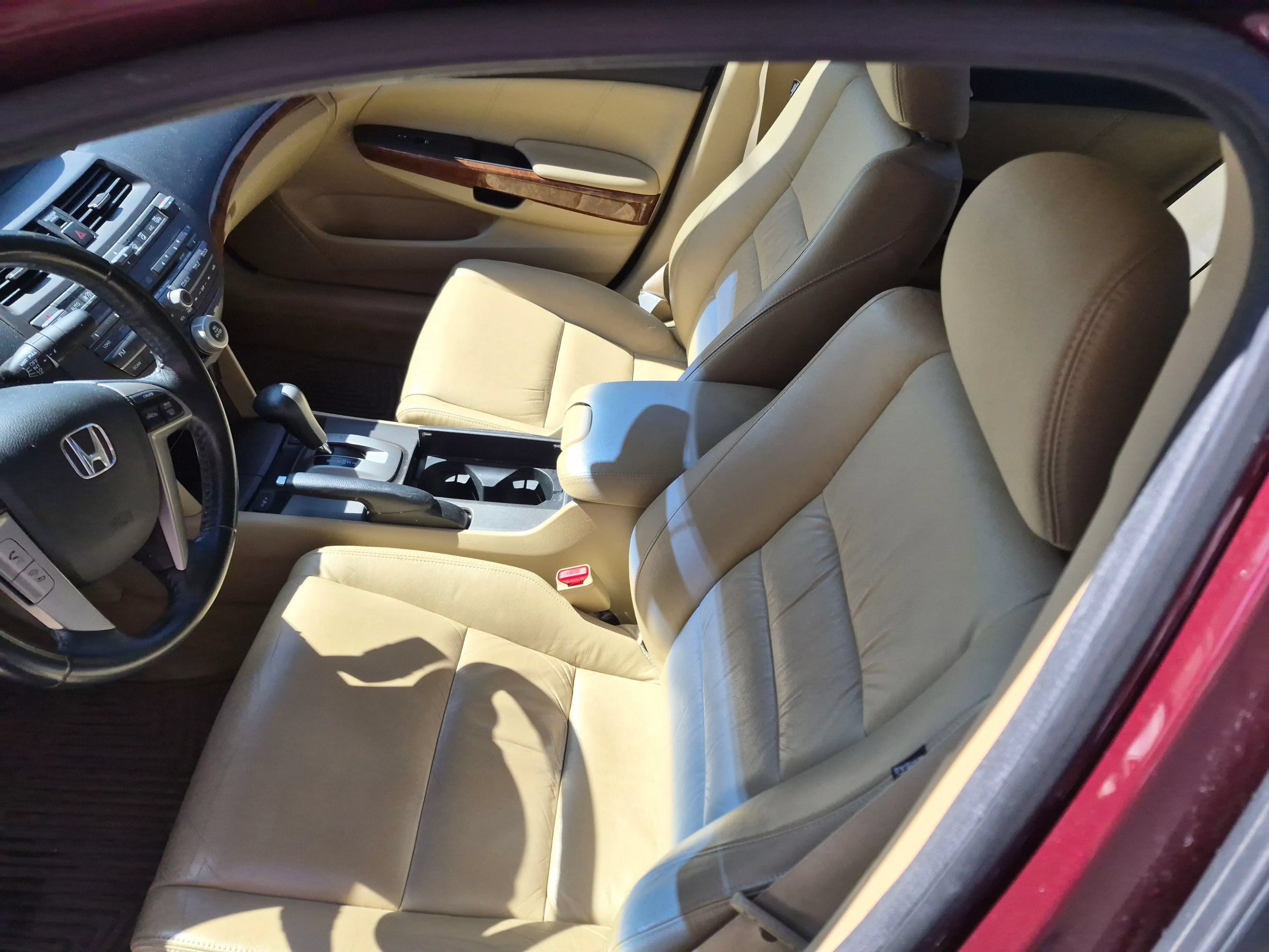 Used 2011 Honda Accord EX-L image 5