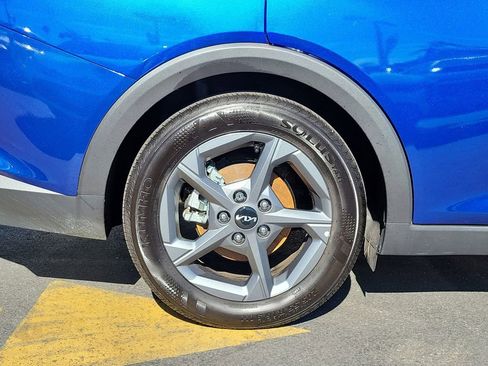 Used 2025 Kia K4 LXS image 5