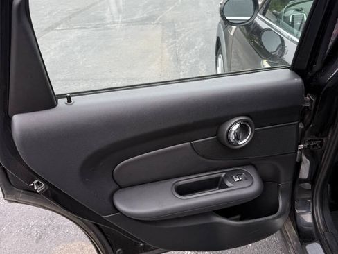 Used 2016 MINI Cooper Clubman FWD image 22