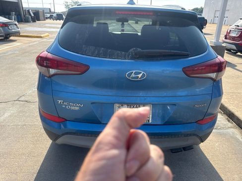 Used 2018 Hyundai Tucson Sport FWD image 8