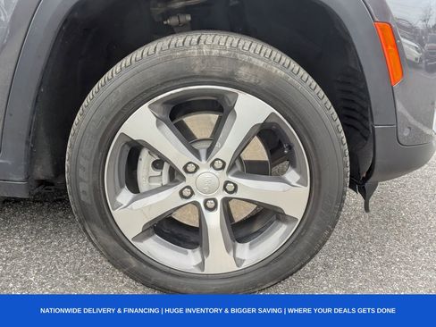 Used 2023 Jeep Grand Cherokee 4WD 4xe w/ Luxury Tech Group II image 13