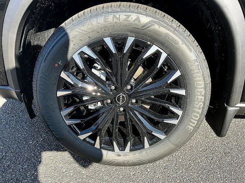 New 2026 Nissan Rogue SV image 9