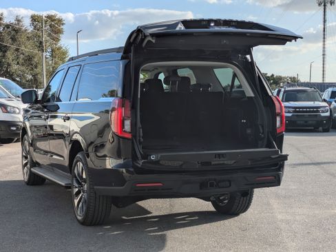 Certified 2025 Ford Expedition Max Active image 46