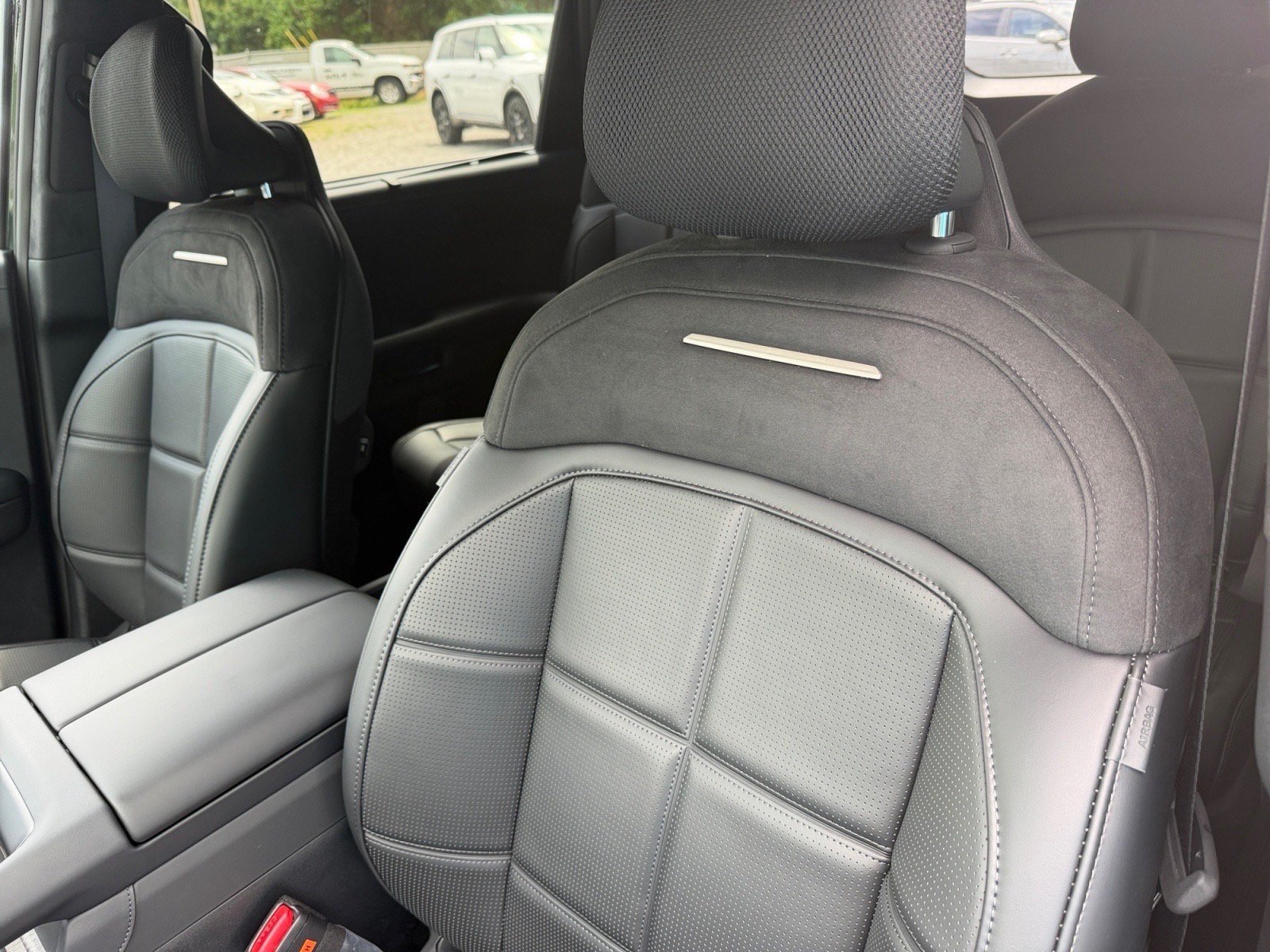New 2027 Kia Telluride SX Prestige AWD/4WD image 13