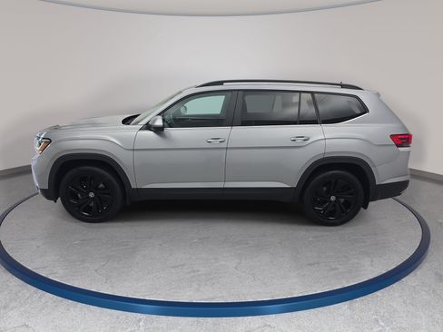 Certified 2023 Volkswagen Atlas SE w/ Panoramic Sunroof Package AWD/4WD image 8