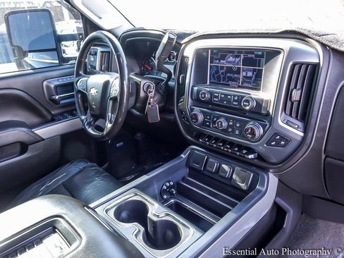 Used 2018 Chevrolet Silverado 2500 LTZ w/ Duramax Plus Package image 26