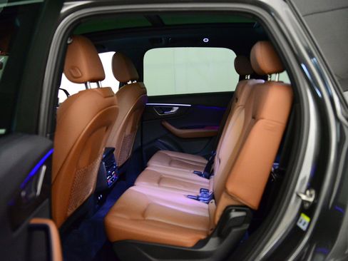 Used 2022 Audi Q7 2.0T Premium Plus image 11