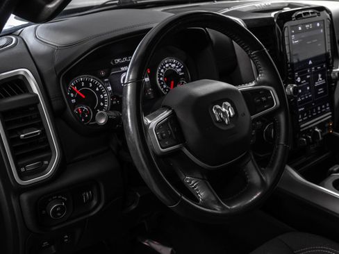 Used 2022 RAM 1500 Big Horn RWD image 36