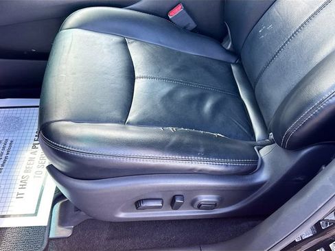 Used 2015 Nissan Pathfinder SL w/ SL Tech Package FWD image 27