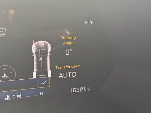 Used 2024 Chevrolet Colorado Trail Boss w/ Technology Package image 21