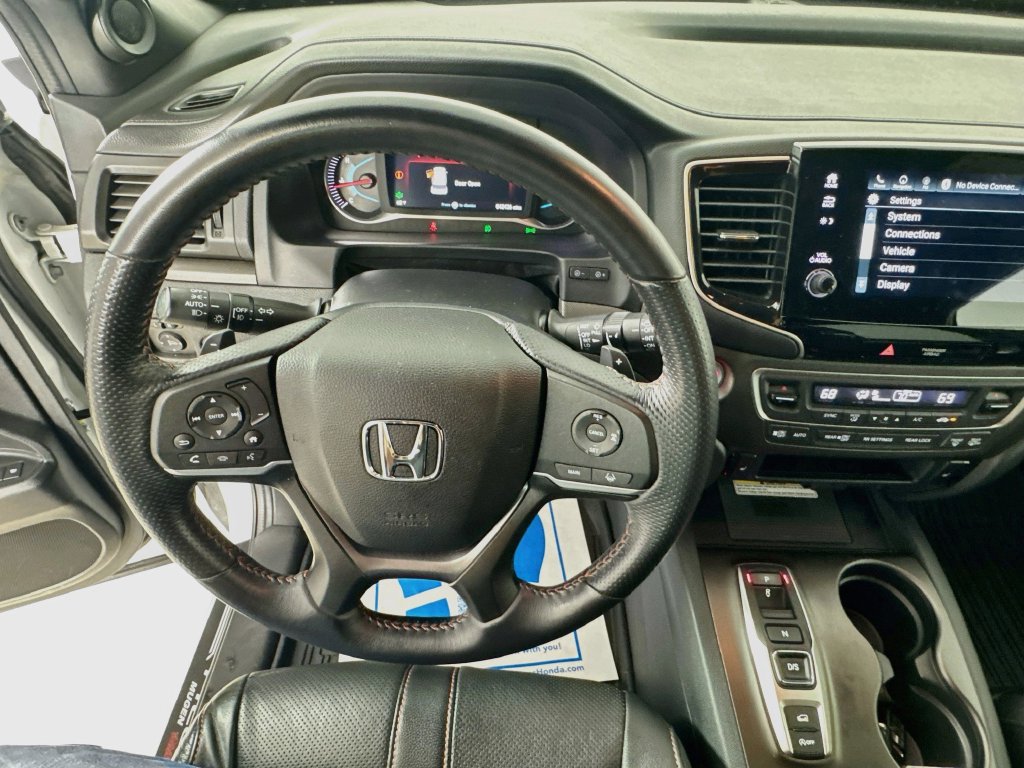 Used 2022 Honda Pilot TrailSport image 14