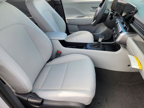 New 2026 Hyundai Kona SE AWD/4WD image 19