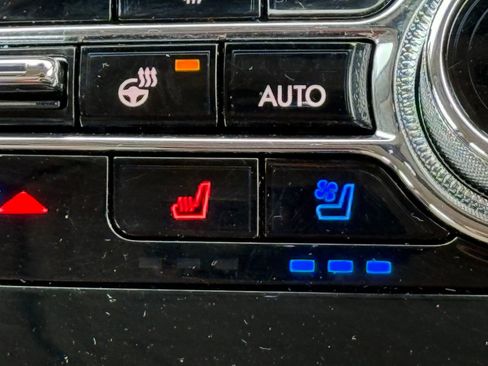 Used 2022 Lincoln Corsair Reserve w/ Equipment Group 201A image 27