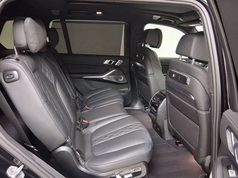 Certified 2024 BMW X7 M60i w/ Executive Package image 31