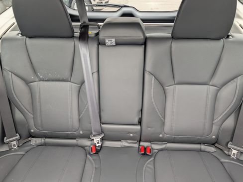 Used 2023 Subaru Forester Limited AWD/4WD image 13