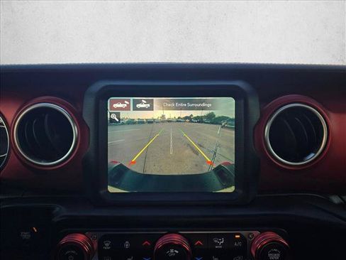 Used 2020 Jeep Gladiator Rubicon AWD/4WD image 15