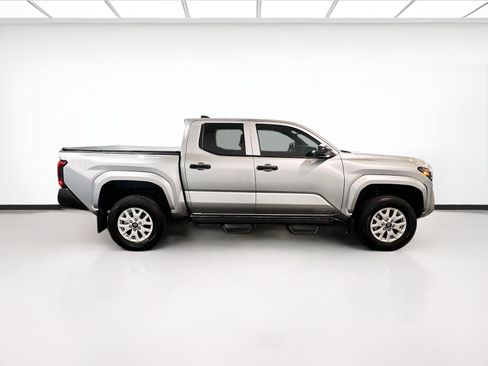 Used 2024 Toyota Tacoma SR RWD image 21