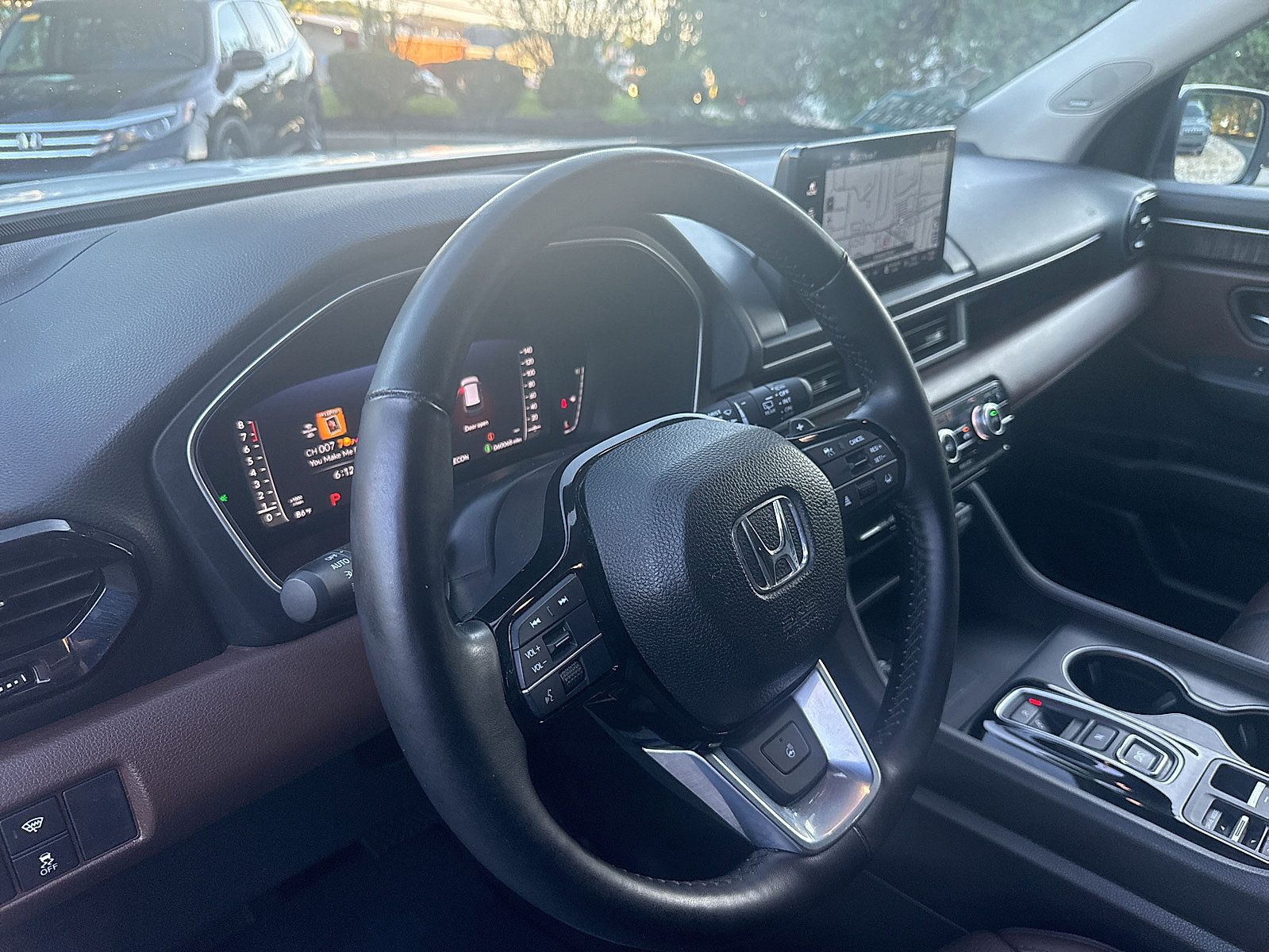 Used 2023 Honda Pilot Elite image 38