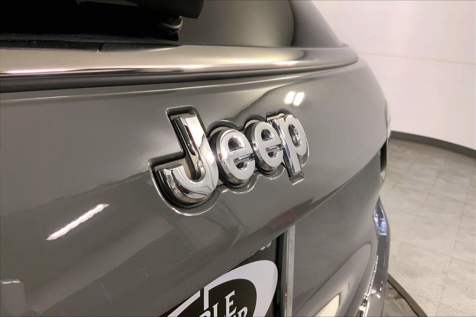 Used 2023 Jeep Compass Limited AWD/4WD image 29