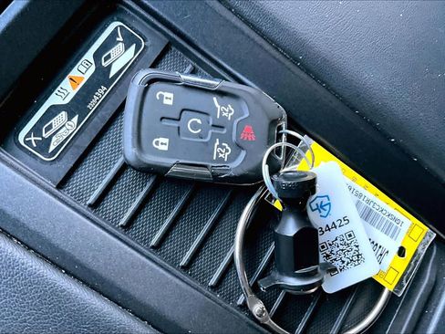 Used 2018 Chevrolet Tahoe Premier image 15