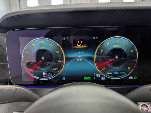 Used 2023 Mercedes-Benz E 450 Coupe image 22