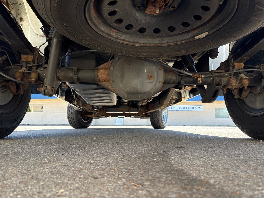 Used 2015 GMC Sierra 1500 2WD Regular Cab image 11