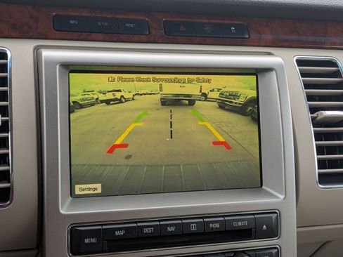 Used 2010 Ford Flex Limited image 22