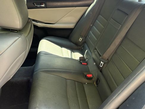 Used 2014 Lexus IS 350 w/ F Sport Package RWD image 29