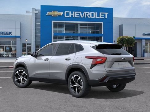 New 2026 Chevrolet Trax RS FWD image 5