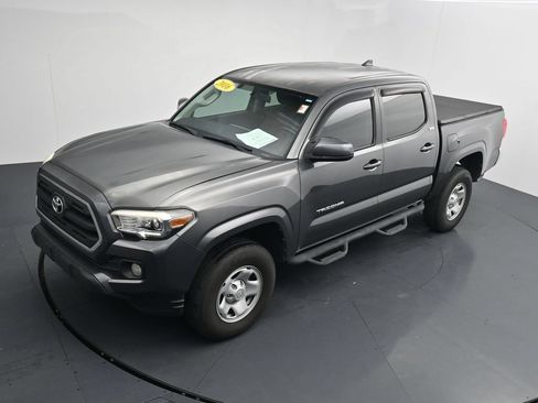Used 2016 Toyota Tacoma SR5 w/ Towing Package RWD image 26