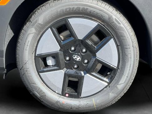 Used 2026 Hyundai Santa Fe SE FWD image 27