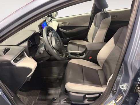 New 2026 Toyota Corolla LE FWD image 9