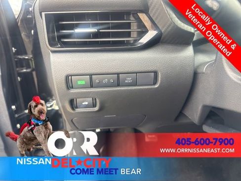 Used 2024 Nissan Sentra SV image 17